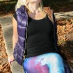 Downvest girl - Purple downvest and shiny spandex leggings