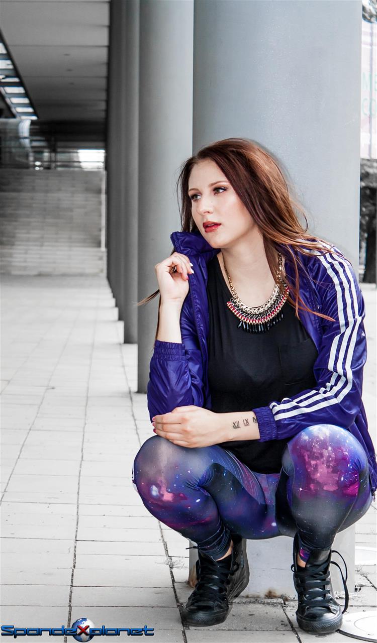 Adidas Galaxy leggings shiny windbreaker -